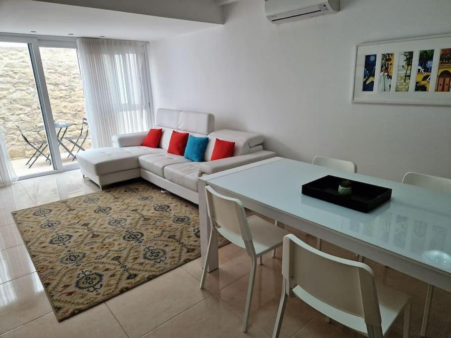 The Caves Cosy Apartment 1 San Giuliano Esterno foto
